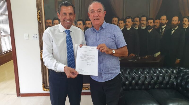 Deputado Julio Garcia libera R$ 200 mil para pavimentação de ruas