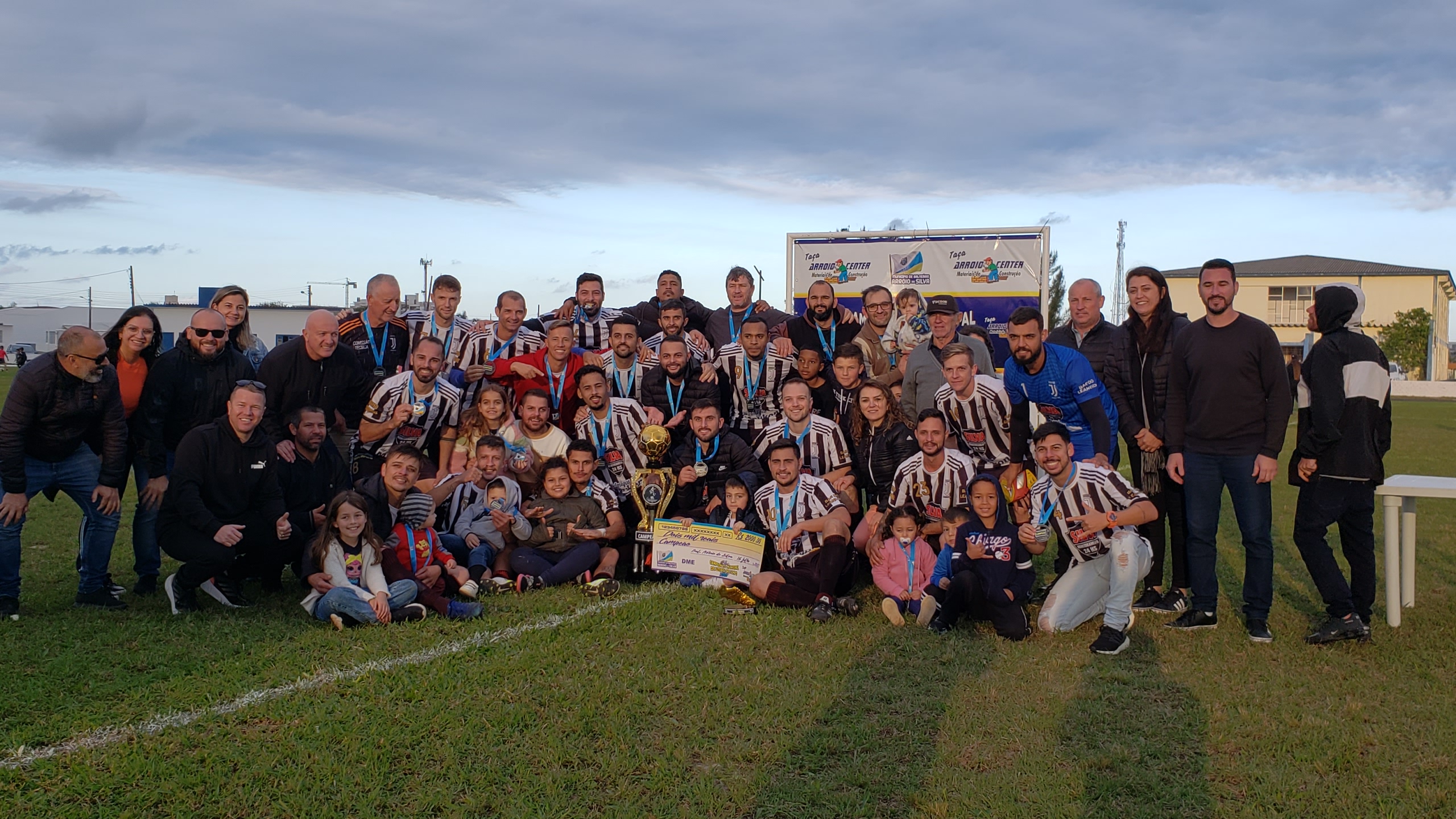 Domingo tem jogos da Copa Amesc de Seleções em Balneário Arroio do Silva -  Prefeitura Municipal de
